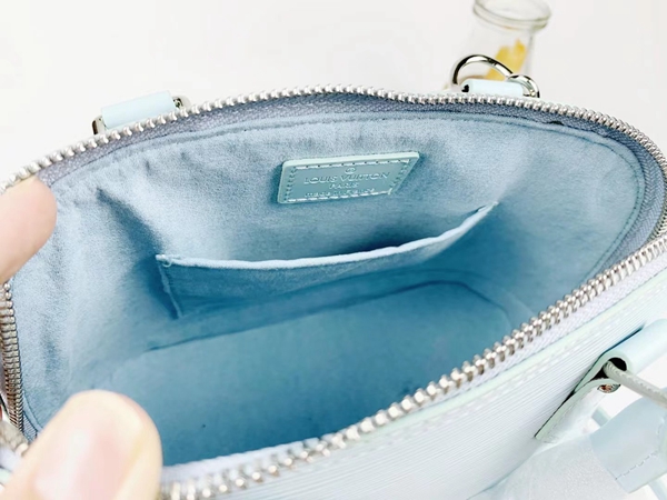 ルイヴィトンバッグ内部構造